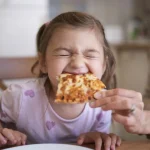 Pizza pentru copii: delicioasă și sigură