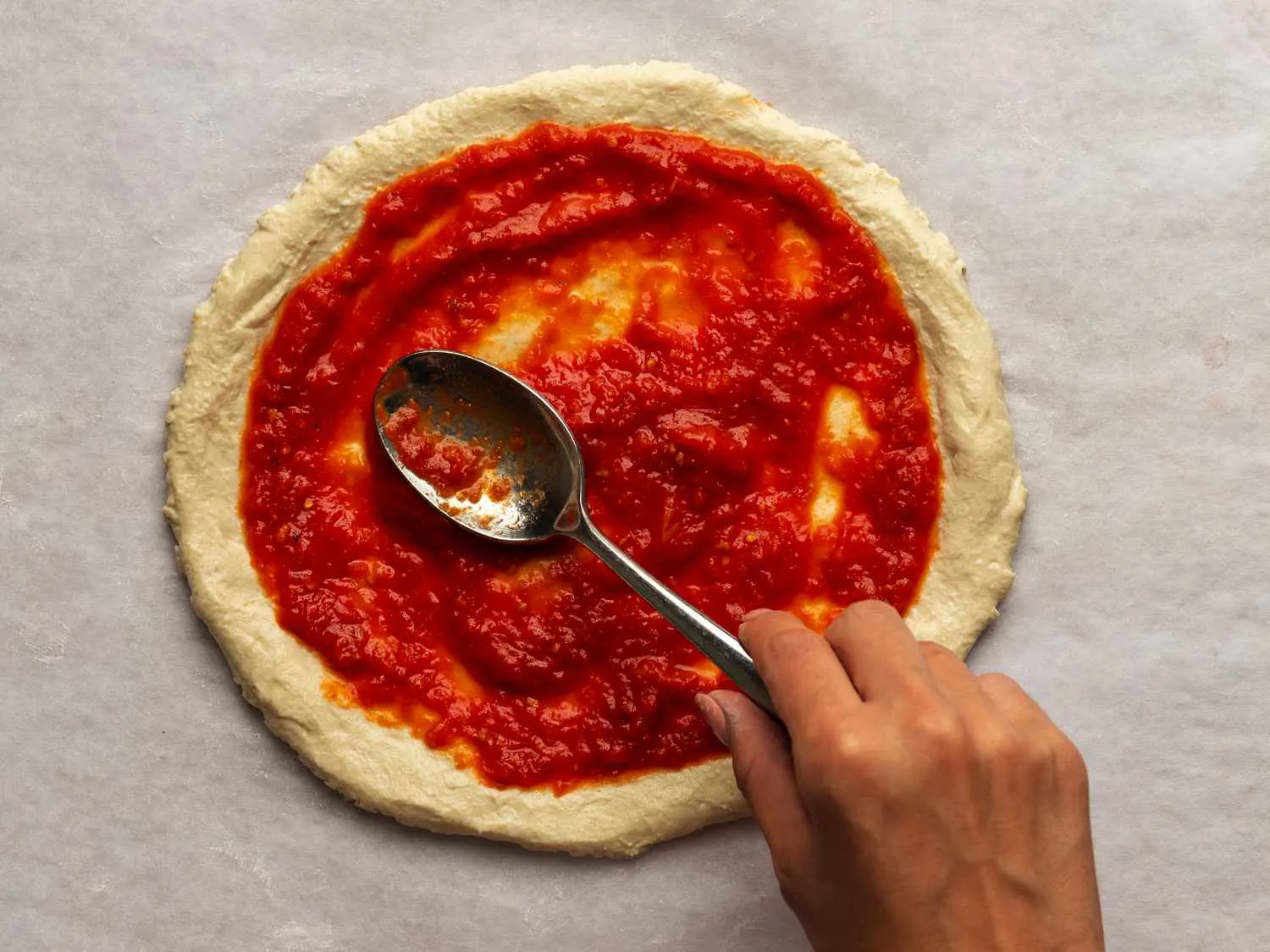 Sos de roșii pentru pizza acasă
